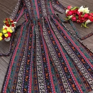 Polyster/Crepe fabric-Aakarsha Graceful Kurtis